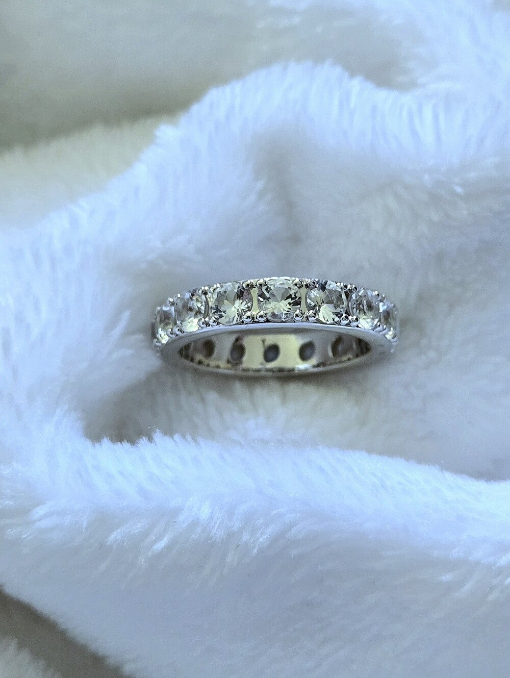 Kendra Scott (Retired) Rhodium🤍 "Chandler" Band Ring💍 in White Opalite Mix - Picture 5 of 16